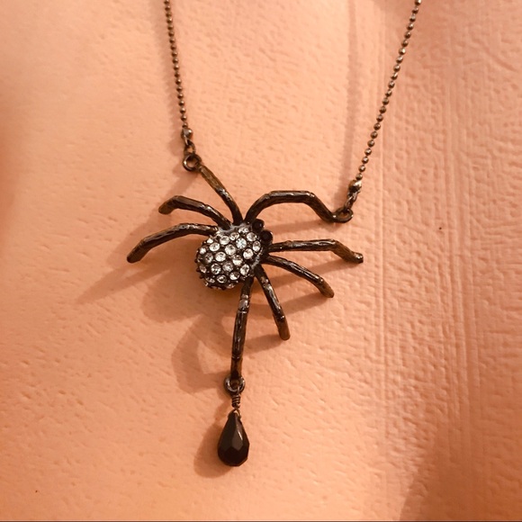 Betsey Johnson Jewelry - Spider necklace Betsey Johnson charm crystal B7